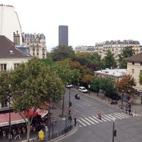 รูปภาพถ่ายที่ Hôtel du Lion โดย Yedimgeldim เมื่อ 10/3/2013