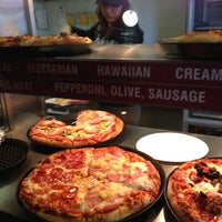 รูปภาพถ่ายที่ 4th St. Pizza Co. โดย Frank H. เมื่อ 1/15/2013