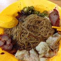 Photo taken at Sin Hoe Hin Rowell Road Wonton Mee by ᴡ W. on 12/5/2013