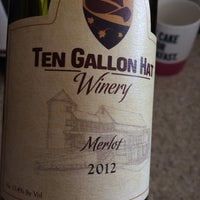 4/11/2015에 Bryan G.님이 Ten Gallon Hat Winery에서 찍은 사진