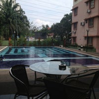 Review The Pool Cafe@Abadi Indah