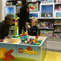 Photo taken at LEGO Store by Francesco P. on 3/23/2019