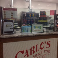 Photo taken at Carlo&amp;#39;s Bake Shop by Percilla on 8/31/2015