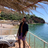 Photo taken at Kınalıada Kamos Beach Club by E.Sinan 👣 on 7/25/2020