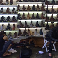 1/31/2016にTroy M.がFriendly Shoe Shopで撮った写真
