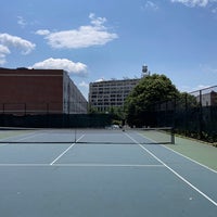 Photo taken at South Oxford Park Tennis Courts by Barton S. on 6/10/2023