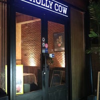 Photo taken at Wholly Cow by Aom Chanida on 12/29/2017