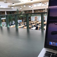 Photo taken at Universitätsbibliothek der FU Berlin by Anne on 9/25/2018