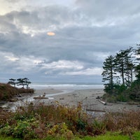 Photo taken at Kalaloch Lodge at Olympic National Park by S on 12/8/2018