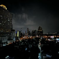 Photo taken at Centre Point Silom by Maakichi on 11/25/2022