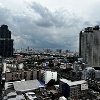 Photo taken at Centre Point Silom by Maakichi on 11/24/2022