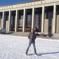 Photo taken at Каток На Октябрьской by Alexander Y. on 1/25/2014