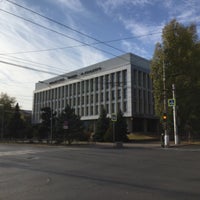 Photo taken at Библиотека им. Горького by Анастасия О. on 10/23/2020