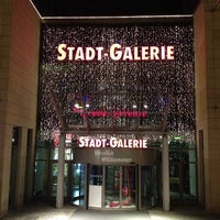 Das Foto wurde bei Stadt-Galerie Plauen von Andrey M. am 1/1/2013 aufgenommen