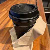 Foto tirada no(a) Gregorys Coffee por Victoria S. em 6/10/2019
