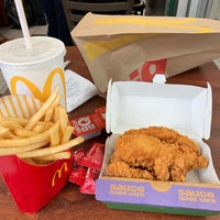 Photo taken at McDonald&amp;#39;s by Victoria S. on 3/15/2019