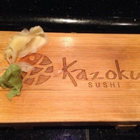 รูปภาพถ่ายที่ Kazoku Sushi โดย Brad C. เมื่อ 12/5/2013