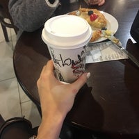 Photo taken at Starbucks by Y on 11/12/2017