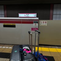 Photo taken at Oedo Line Ryogoku Station (E12) by Mondragon on 3/5/2024