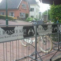 Снимок сделан в Restaurant De Bonte Koe пользователем Job V. 8/5/2012
