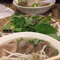 Photo taken at Pho 75 by Lea G. on 3/17/2018