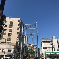 Photo taken at 阪東橋交差点 by Yoshino on 5/4/2018