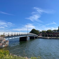 Photo taken at Pikku-Mustan silta by Bay V. on 8/14/2023