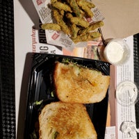 Photo taken at The Habit Burger Grill by oohgodyeah on 3/3/2021