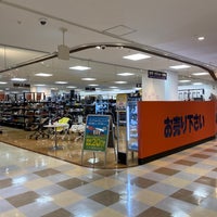 ブックオフ スーパーバザール 松本駅前店 Book Off Super Bazaar 116人の訪問者