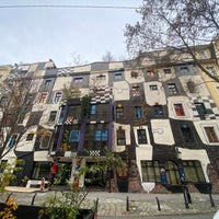 11/16/2023에 Gülşah I.님이 KUNST HAUS WIEN. Museum Hundertwasser에서 찍은 사진