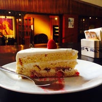 7/7/2014 tarihinde Efren B.ziyaretçi tarafından Papolina Coffee'de çekilen fotoğraf