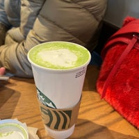 Photo taken at Starbucks by Joyzzi on 12/30/2022