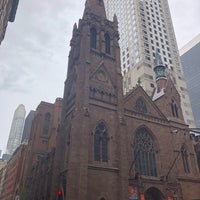 Photo taken at Fifth Avenue Presbyterian Church by Vera on 9/9/2018