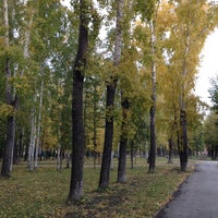 Photo taken at Сквер им. Калинина by Elena K. on 9/19/2014