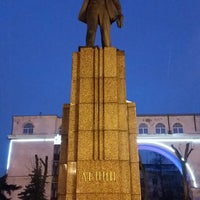 Photo taken at Памятник В.И. Ленину by HuligAnjetta M. on 12/11/2017