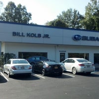 รูปภาพถ่ายที่ Bill Kolb Jr Subaru โดย Adam R. เมื่อ 10/5/2012