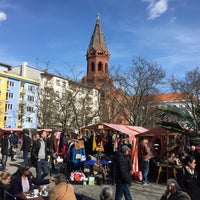 Photo taken at Flohmarkt Marheinekeplatz by Powen S. on 3/26/2017