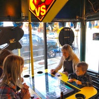 12/17/2017 tarihinde Steve S.ziyaretçi tarafından Friendly&amp;#39;s Sports Bar and Grill'de çekilen fotoğraf