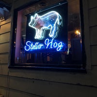Photo prise au The Stellar Hog par Steve S. le9/28/2019
