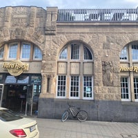 Photo taken at Hard Rock Cafe Hamburg by Hakan on 7/15/2023