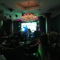 Photo taken at OPERA karaoke &amp;amp; bar by Синяя П. on 8/14/2016