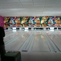 Photo taken at Boliche Bowling Station by Marcos N. on 1/13/2013