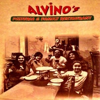 Photo prise au Alvino&amp;#39;s Pizzeria and Family Restaurant par Kerri M. le2/21/2014