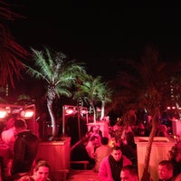 4/27/2013にLorenzo B.が230 Fifth Rooftop Loungeで撮った写真