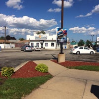 Photo taken at White Castle by Ammar on 9/2/2014