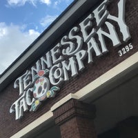 6/21/2018 tarihinde Smithersonjonesziyaretçi tarafından Tennessee Taco Company'de çekilen fotoğraf