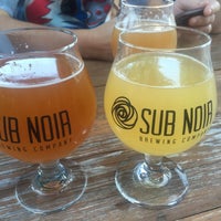 8/22/2015에 Emily H.님이 Sub Noir Brewing Co.에서 찍은 사진