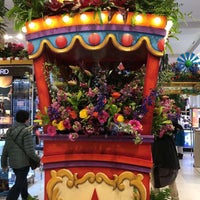 Photo taken at Macy&amp;#39;s Flower Show 2017 by Lina L. on 4/1/2017
