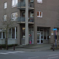 รูปภาพถ่ายที่ Buurtcentrum Mannenstraat โดย Dries W. เมื่อ 6/3/2013