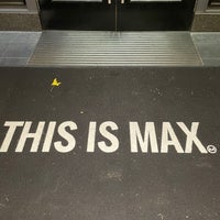 Foto diambil di Hotel Max oleh Max B. pada 12/18/2022